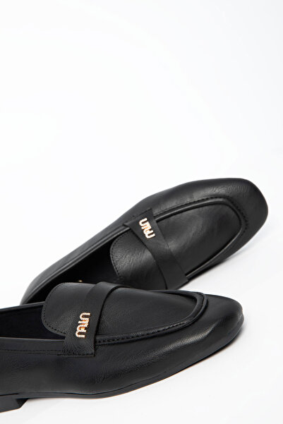 SOHO Черни дамски мокасини 21163