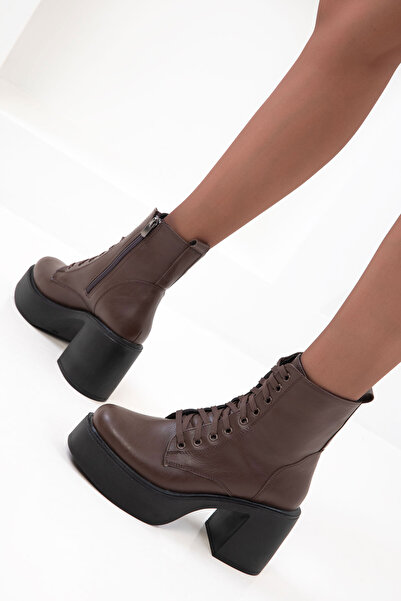 SOHO Brown Women's Boots & Booties 19985