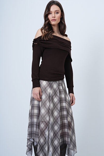 Trend Alaçatı Stili Women's Bitter Brown Madonna Collar Shoulder Accessory Detailed Knitted Blouse Alc-X14557