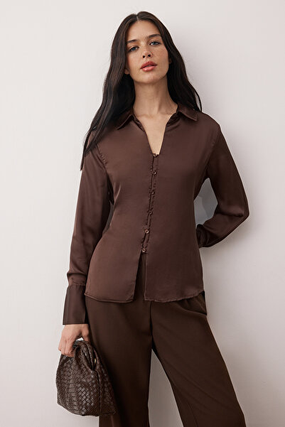 Trendyol Collection Dark Brown Satin Button Detailed Flowy Regular Fit Shirt Twoaw26Go00115