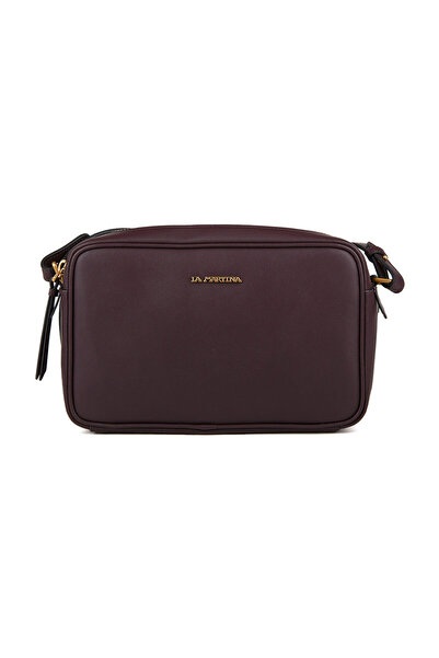 La Martina Pouzdro na fotoaparát – střední velikost