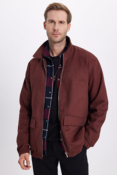 Tudors Men's Relax Fit Comfortable Cut Double Pocket Flap Zippered Elastic Waist Solid Burgundy Jacket Coat Shirt