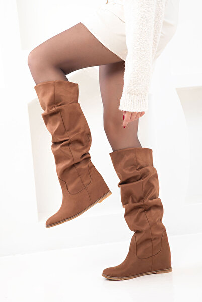 SOHO Hellbraune Wildlederstiefel für Damen 13824