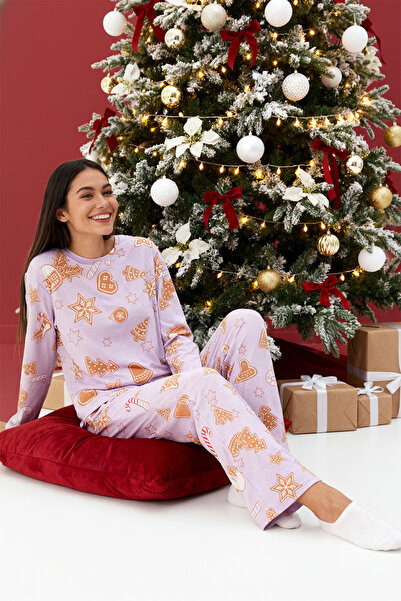 Trendyol Collection Lila 100% pamut újévi témájú kötött pizsama szett THMAW26PT00062