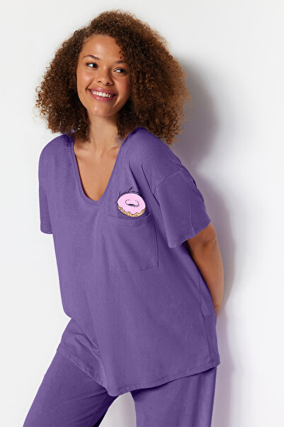 Trendyol Curve Σετ πιτζάμες με πλεκτό μωβ στάμπα με λεπτομέρεια τσέπης TBBAW24AI00004