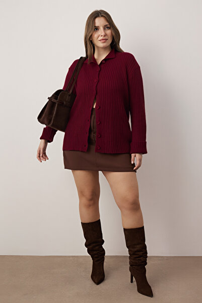 Trendyol Curve Burgundy Soft Textured Stand Collar Knitwear Cardigan Tbbaw26Av00030