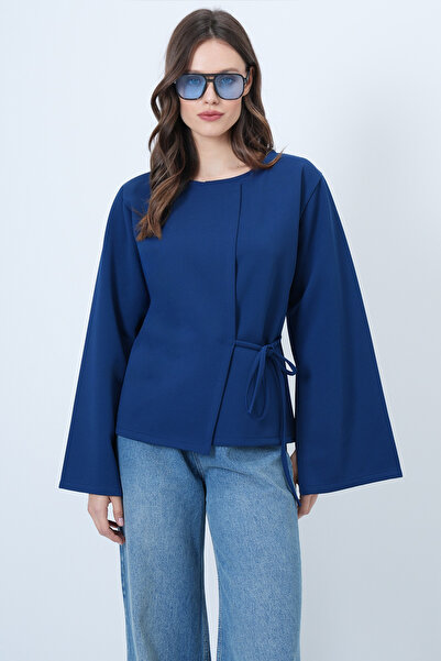 Trend Alaçatı Stili Women's Navy Blue Double-Breasted Tie Detail Slit Sleeve Blouse Alc-X14687