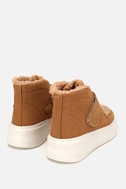 Yaya by Hotiç Women's Tan Fur Velcro High-Sole Boots