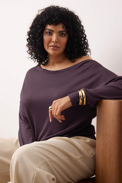 Trendyol Curve Pflaumenfarbener Strickpullover mit U-Boot-Ausschnitt TBBAW24AN00041