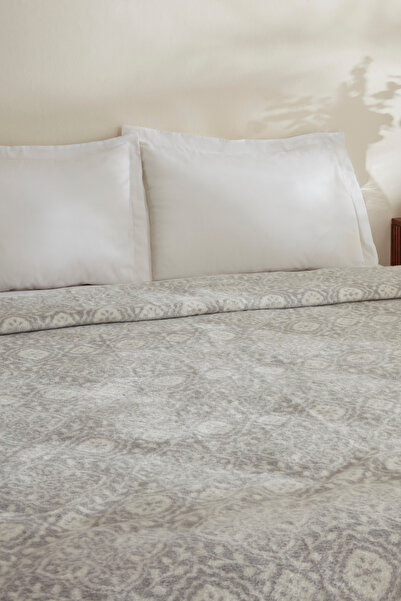 Karaca Home Ansel Double Acrylic Blanket Light Gray