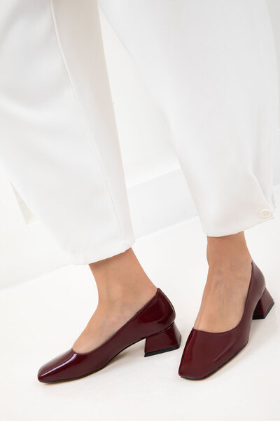 SOHO Burgundy Patent Leather Women's Classic Heeled Shoes 21200