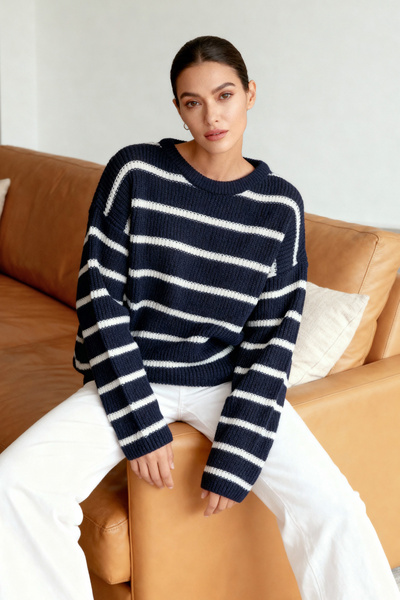 Trendyol Collection Szeroki, granatowy sweter w paski - TWOAW23KZ00720