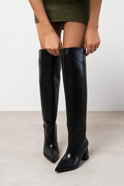 NİŞANTAŞI SHOES Olivia Black Raschel Rustic Pattern Pointed Toe Women's Heeled Boots