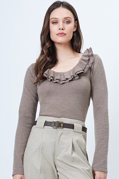 Trend Alaçatı Stili Women's Brown Wide Neck Ruffled Knitted Blouse Alc-X14696