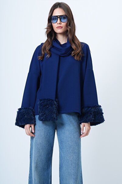 Trend Alaçatı Stili Women's Navy Blue Self-Accessoryed Plush Detailed Knitted Blouse Alc-X14698