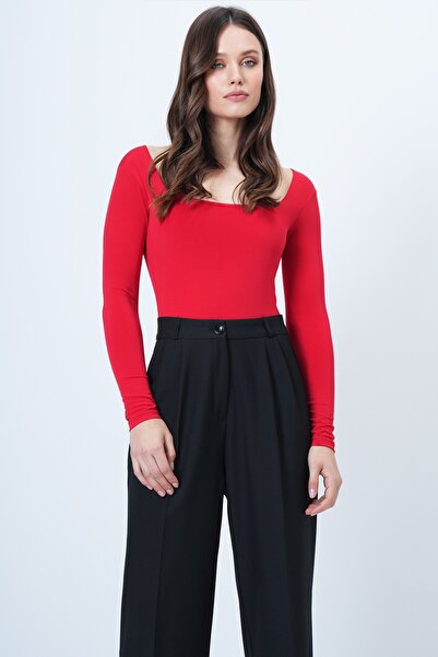 Trend Alaçatı Stili Roter Damen-Overall mit quadratischem Kragen und Druckknöpfen an der Unterseite, Bodysuit ALC-X14390
