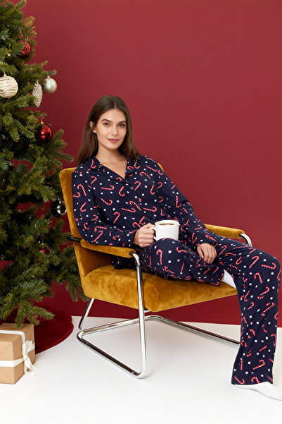 Trendyol Collection Sada pyžama s námořnickou viskózovou tematikou na Nový rok – Polka Dot Thmaw25Pt00168