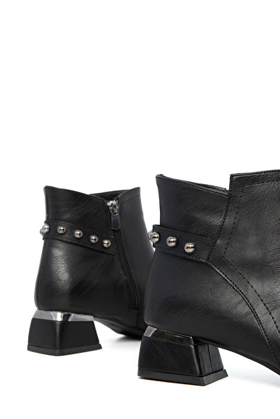 SOHO Black Women's Boots & Booties 21182
