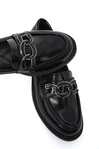 SOHO Pantofi de damă din piele lăcuită neagră mată 21160