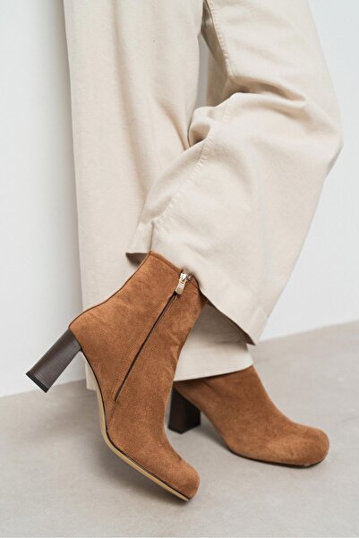NİŞANTAŞI SHOES Juno Taba Süet Fermuarlı Kalın Topuklu Küt Burun Kadın Bot