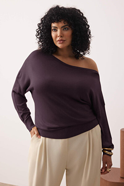 Trendyol Curve Pflaumenfarbener Strickpullover mit U-Boot-Ausschnitt TBBAW24AN00041