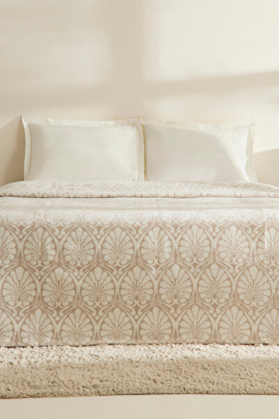 Karaca Home بطانية ميوسا مزدوجة من الأكريليك باللون البني الفاتح