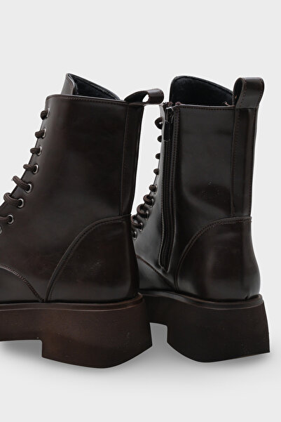 Capone Outfitters Melessa Round Toe Side Zipper Trak Sole Women's Boots