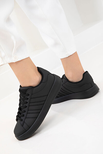 SOHO Black-Black Women's Sneaker 21201