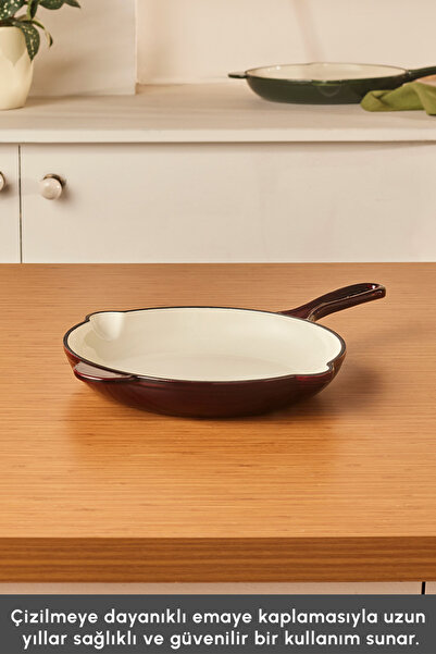 Karaca Heritage Cast Iron Enameled Pan Red 26 cm