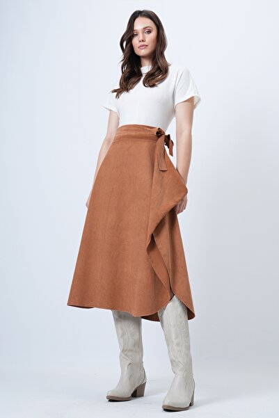 Trend Alaçatı Stili Fusta asimetrică scorțișoară pentru femei croială cu detaliu de legare în talie ALC-X14690