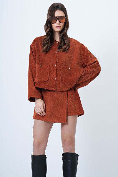 Trend Alaçatı Stili Women's Cinnamon Brown Double Pocket Velvet Jacket and Wrap Cut Shorts Skirt Set Alc-X14688