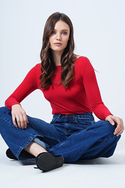 Trend Alaçatı Stili Women's Red Boat Neck Basic Blouse Alc-X14395