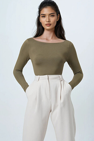 Trend Alaçatı Stili Women's Khaki Boat Neck Basic Blouse Alc-X14395