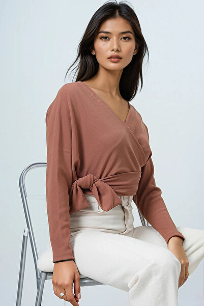 Trend Alaçatı Stili Women's Cinnamon Front Back Double-Breasted Neckline Tie Detail Crop Blouse Alc-X14346