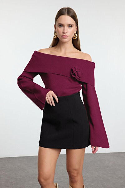 Trendyol Collection Burgunder Rose Detaillierter Carmen Kragen Strickpullover TWOAW25KZ00373