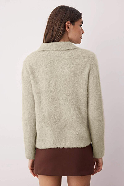 Trendyol Collection Mink Rose Button Detailed Boucle Yarn Knitwear Cardigan Twoaw26Hi00109