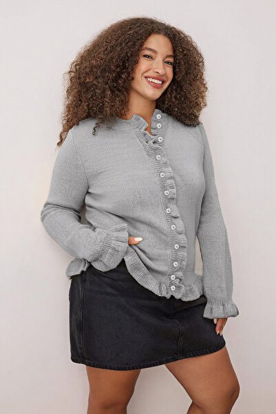 Trendyol Curve Light Gray Button & Flywheel Detailed Soft Textured Knitwear Cardigan Tbbaw26Av00031