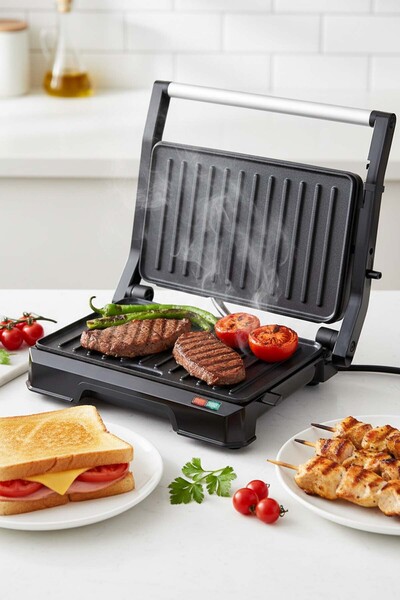 Kiwi Ksm-2444 Paslanmaz Çelik Gövdeli 180 Derece Açılabilen Izgara ve Tost Makinesi