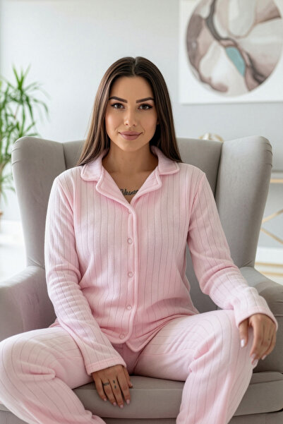 Pijamaevi Powder Pink Dotted Patterned Front Buttoned Plush Fleece Pajama Set