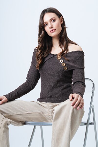 Trend Alaçatı Stili Women's Brown Madonna Collar Button Accent Piece Knitwear Blouse Alc-X14673