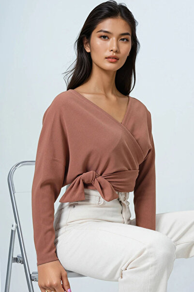 Trend Alaçatı Stili Women's Cinnamon Front Back Double-Breasted Neckline Tie Detail Crop Blouse Alc-X14346
