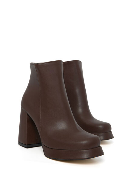 SOHO Braune Damenstiefel und Stiefeletten 21209