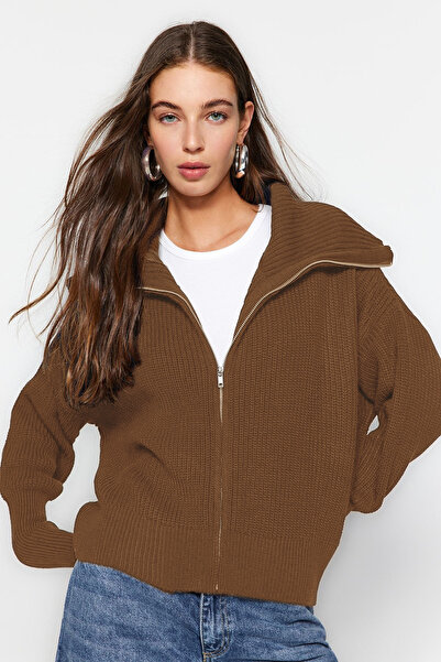 Trendyol Collection Ανοιχτό καφέ φαρδύ πλεκτό με φερμουάρ με γιακά TWOAW24HI00072