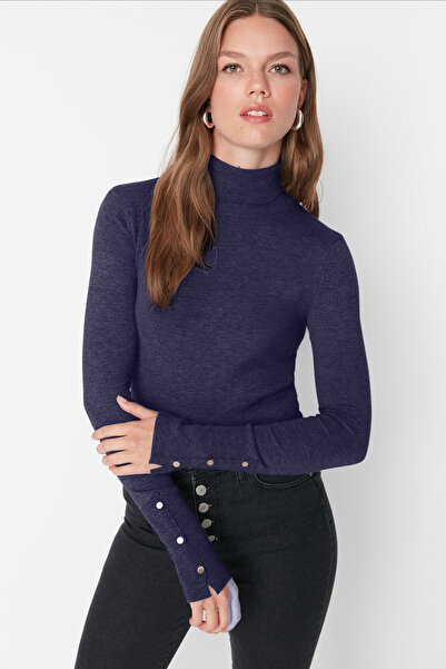 Trendyol Collection Marineblauer Premium-Garn mit merzerisierter Optik / Spezialgarn Basic-Strickpullover TWOAW23KZ01514