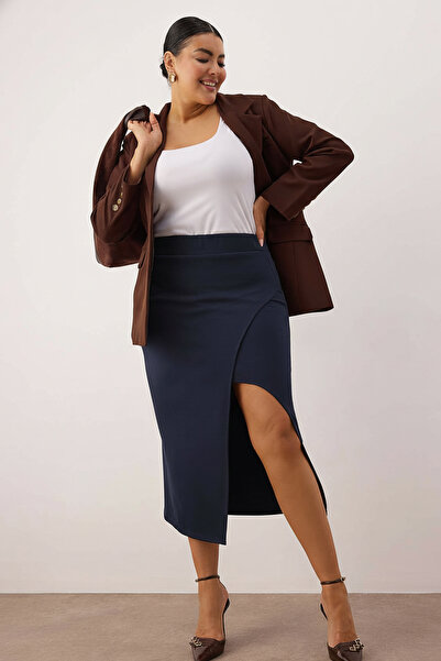 Trendyol Curve Navy Blue Slit Detailed Knitted Stretch Fabric Plus Size Midi Skirt Tbbaw26Az00023