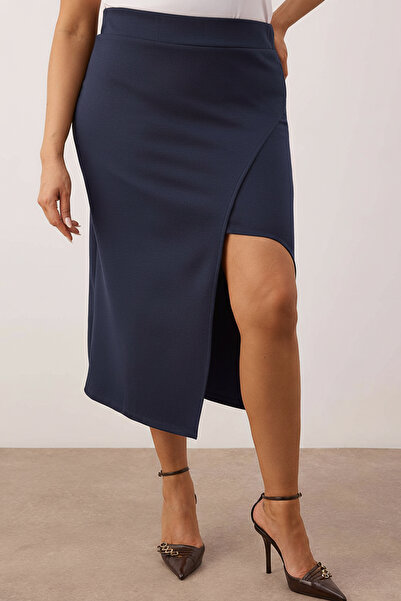 Trendyol Curve Navy Blue Slit Detailed Knitted Stretch Fabric Plus Size Midi Skirt Tbbaw26Az00023