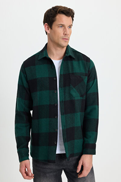 Tudors Men's regular fit classic fit plaid pocket lumberjack shirt