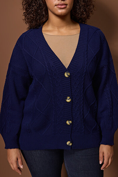 Trendyol Curve Navy Blue Hair Braid Detailed V-Neck Buttoned Knitwear Cardigan Tbbaw23Av00085