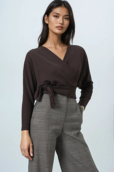 Trend Alaçatı Stili Women's Bitter Brown Front Back Double-Breasted Collar Tie Detail Ottoban Crop Blouse Alc-X14346