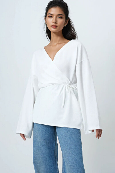 Trend Alaçatı Stili Damen-Cardigan in Ecru mit zweireihigem Schnitt, V-Ausschnitt und Schnürdetail Alc-X14410